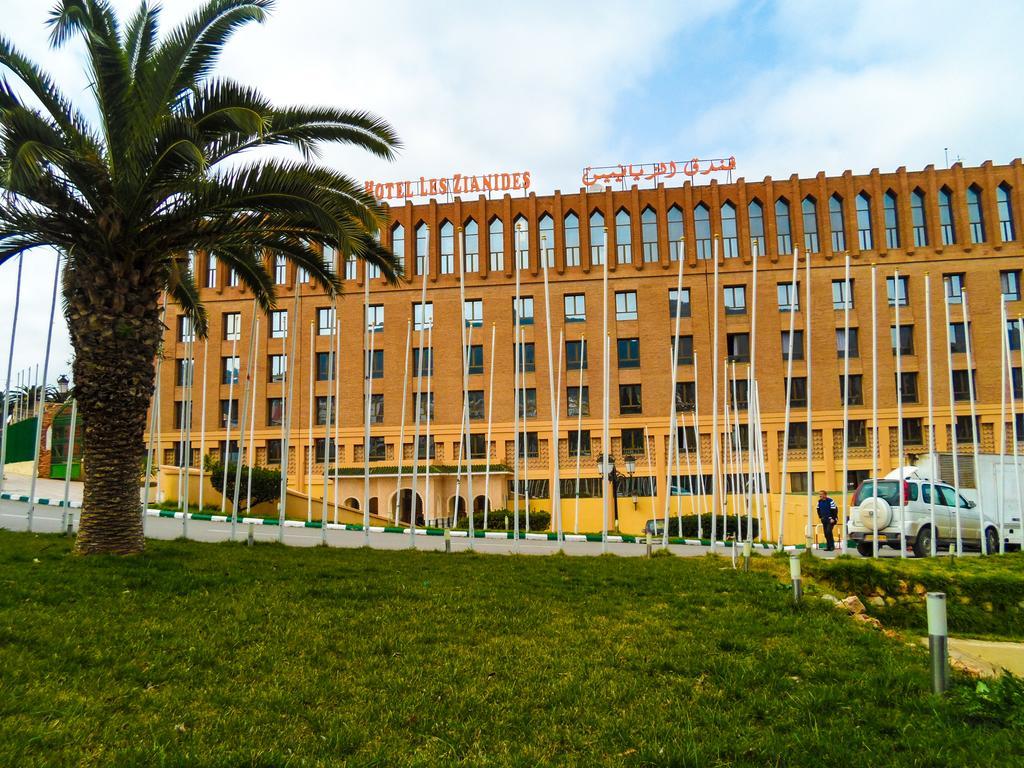 Hotel Les Zianides Тлемсен Екстер'єр фото